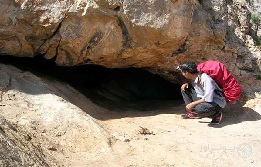 غار بیمار آب مشهد